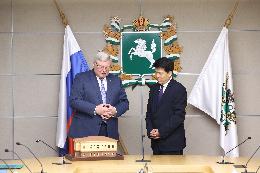 Томский губернатор и китайский посол высоко оценили перспективы сотрудничества